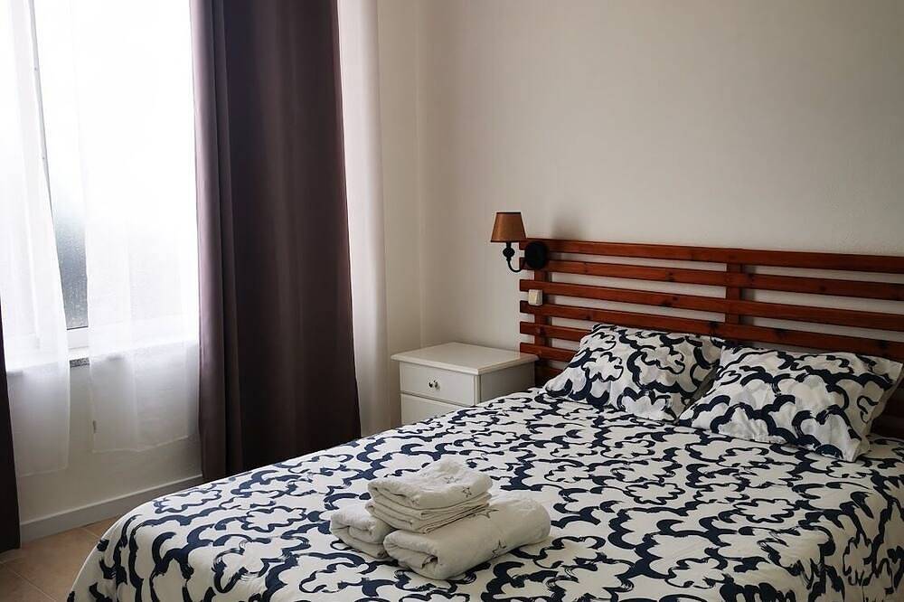 Erdgeschoss mit Salzwasser-Pool Wohnung in Pedreiras, Parque Natural das Serras de Aire e Candeeiros