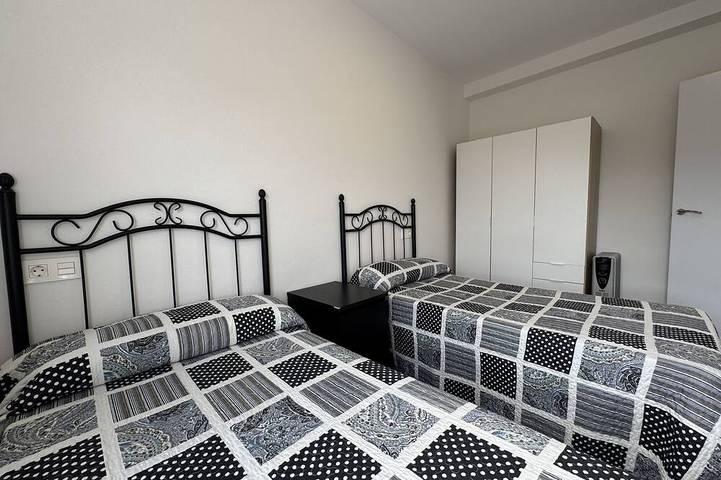 Appartement entier, Picos de Europa Lodging in Arriondas, Côte Cantabrique