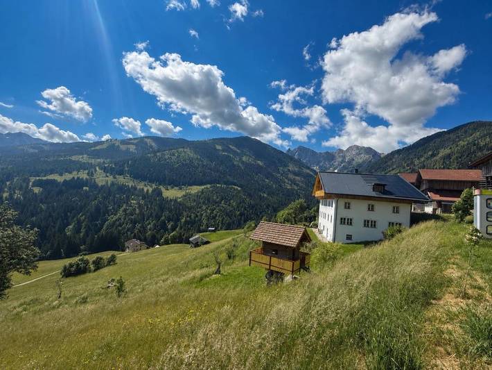 Ferienhaus für 7 Personen, mit Sauna und Whirlpool sowie Garten, kinderfreundlich in Lesachtal