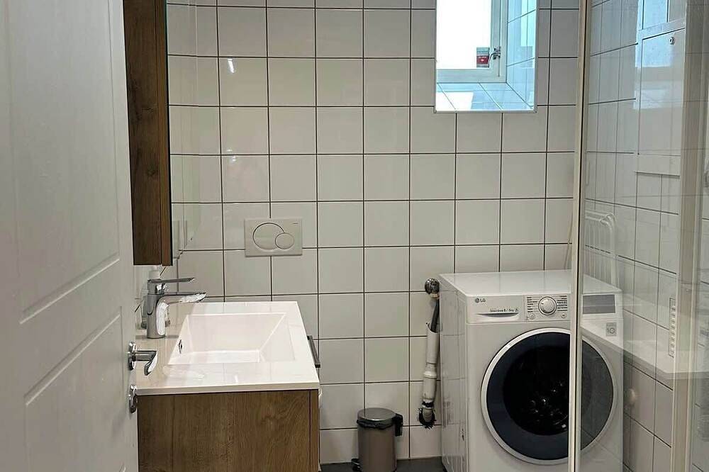 Ganze Wohnung, 2-Bedroom Apartment w/ Free Parking in Haugesund