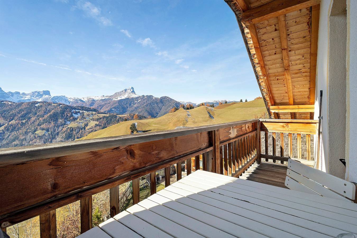 Ganze Wohnung, Apartment 'Pütia' mit Bergblick, gemeinsamer Terrasse und Wlan in Wengen (Italien), Dolomiti Superski