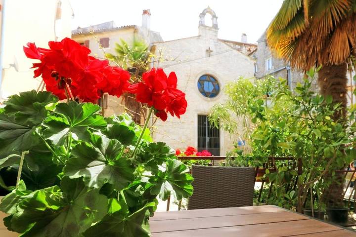 Maison d’hôte pour 3 personnes, avec Terrasse et Vue à Bale (Croatie) - 2
