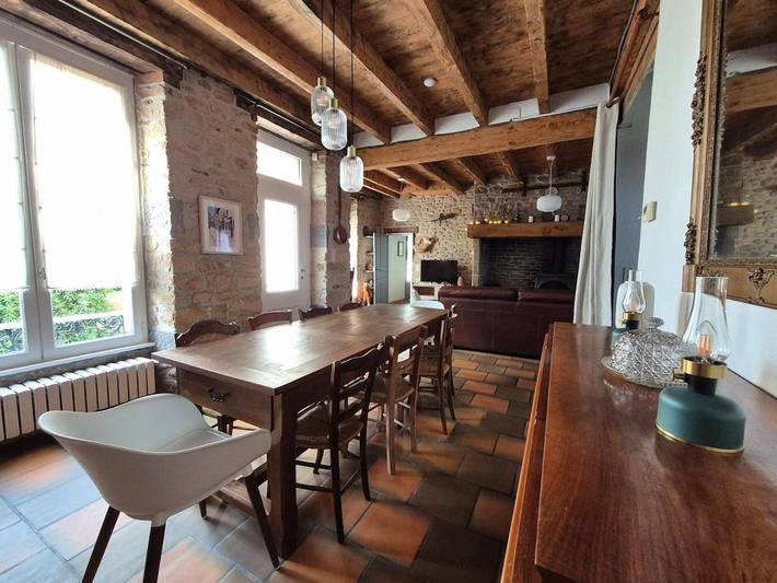 Location de vacances pour 10 personnes, avec vue ainsi que jardin et piscine à Marcolès - 3