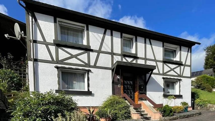 Ferienhaus für 4 Personen, mit Garten in Rengsdorf-Waldbreitbach