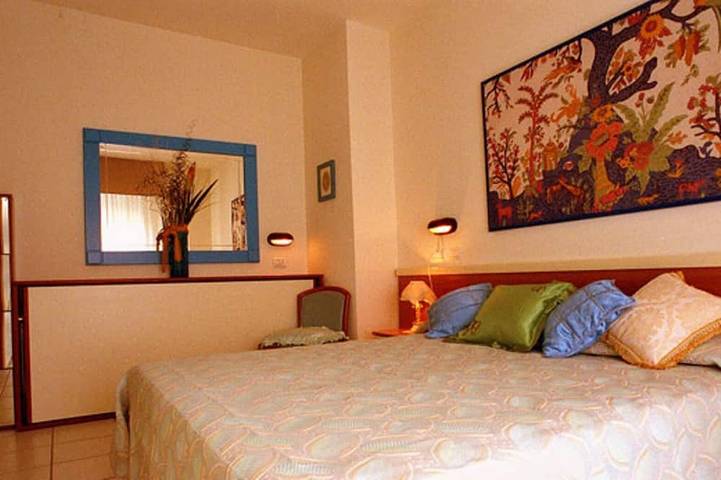 Appartement entier, Brand new apartment with balconies overlooking the sea a few meters from the beaches in Cattolica, Province de Rimini