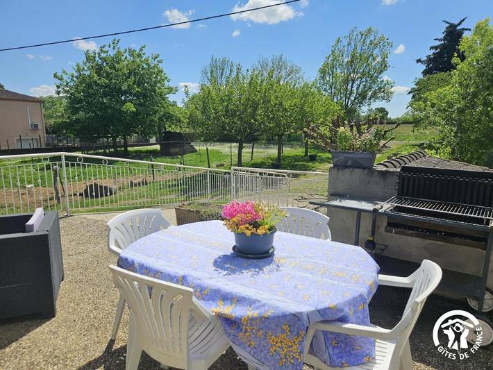 Gîte pour 3 personnes, avec jardin
