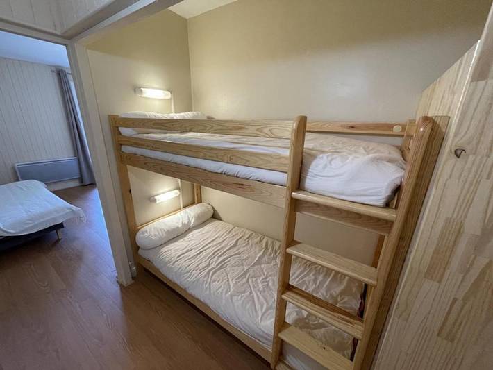 Gîte pour 6 personnes, avec balcon dans Station du Lioran - 3