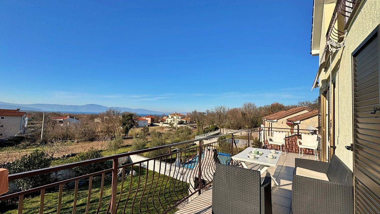 Ganze Ferienwohnung, Ferienwohnung für 4 Personen (80 m²) in Malinska in Malinska-Dubašnica, Krk