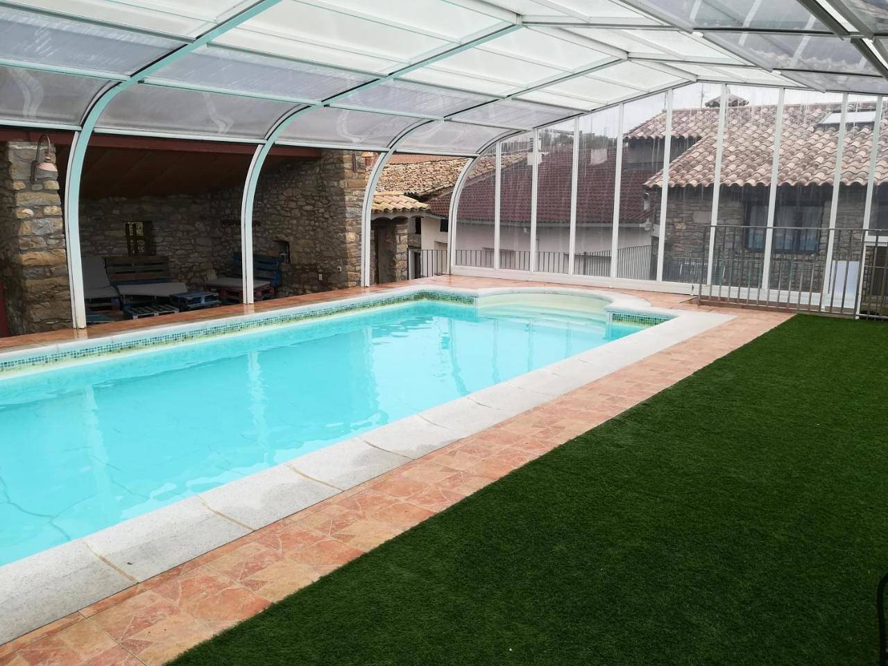 Apartamento entero, Two-Bedroom Apartment in Graus, Pirineo Aragonés