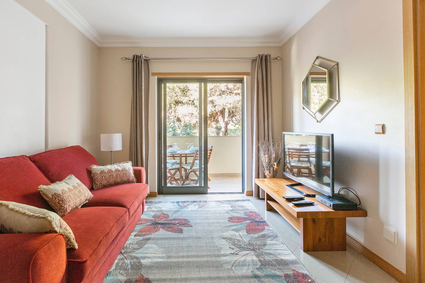 Ganze Wohnung, Apartment Solmar Garden View mit Pool, Wlan und Klimaanlage in Albufeira, Faro Distrikt