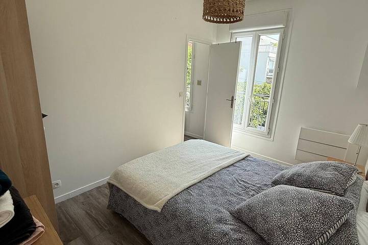 Appartement entier, Appartement 2 pièces spacieux pour 4 personnes, proche de Paris et ses alentours in Asnières-sur-Seine, Hauts-de-Seine