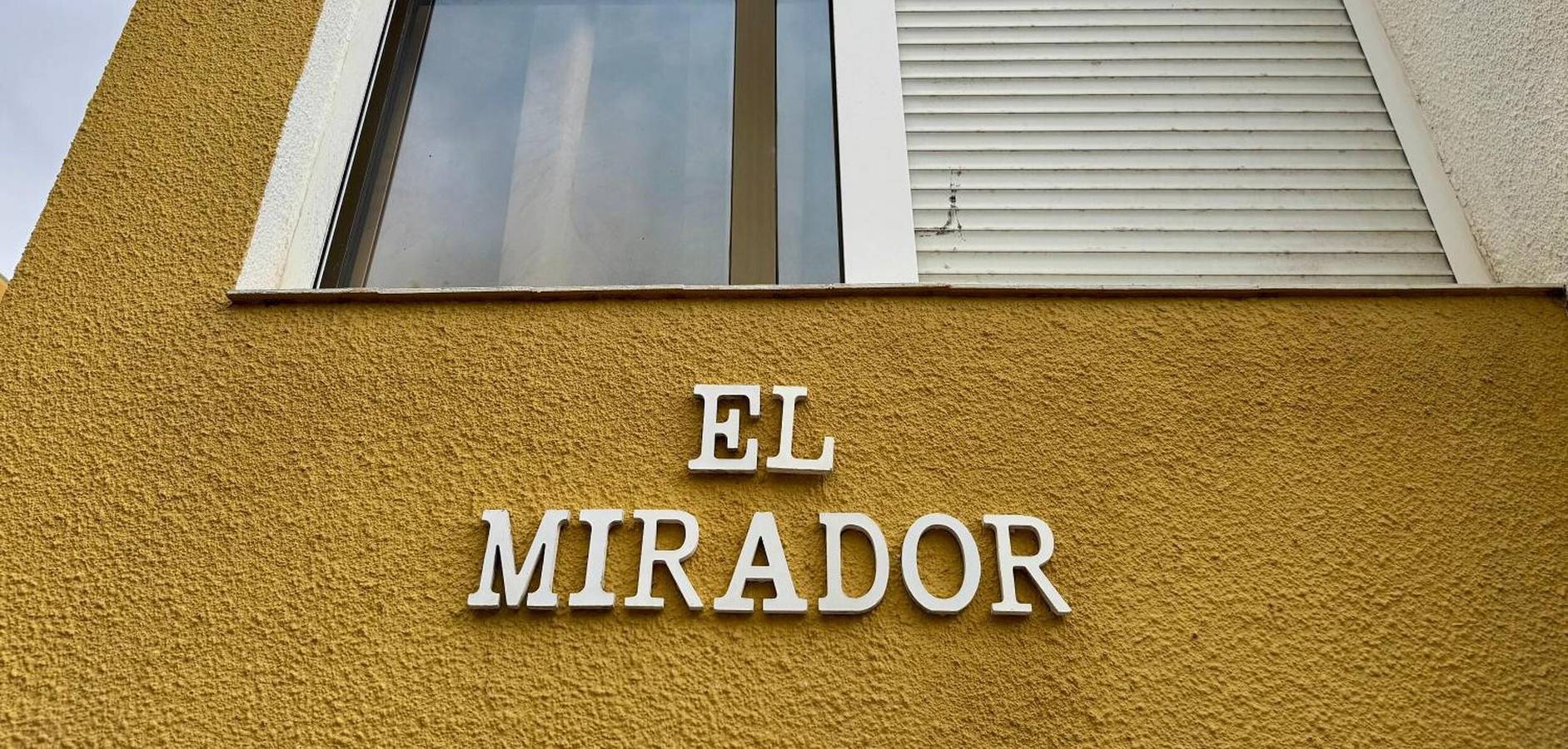 Entire apartment, Apartment 'Mirador Tajogaite - El Paso' with Shared Pool, Garden and Wi-Fi in El Paso (La Palma), La Palma South