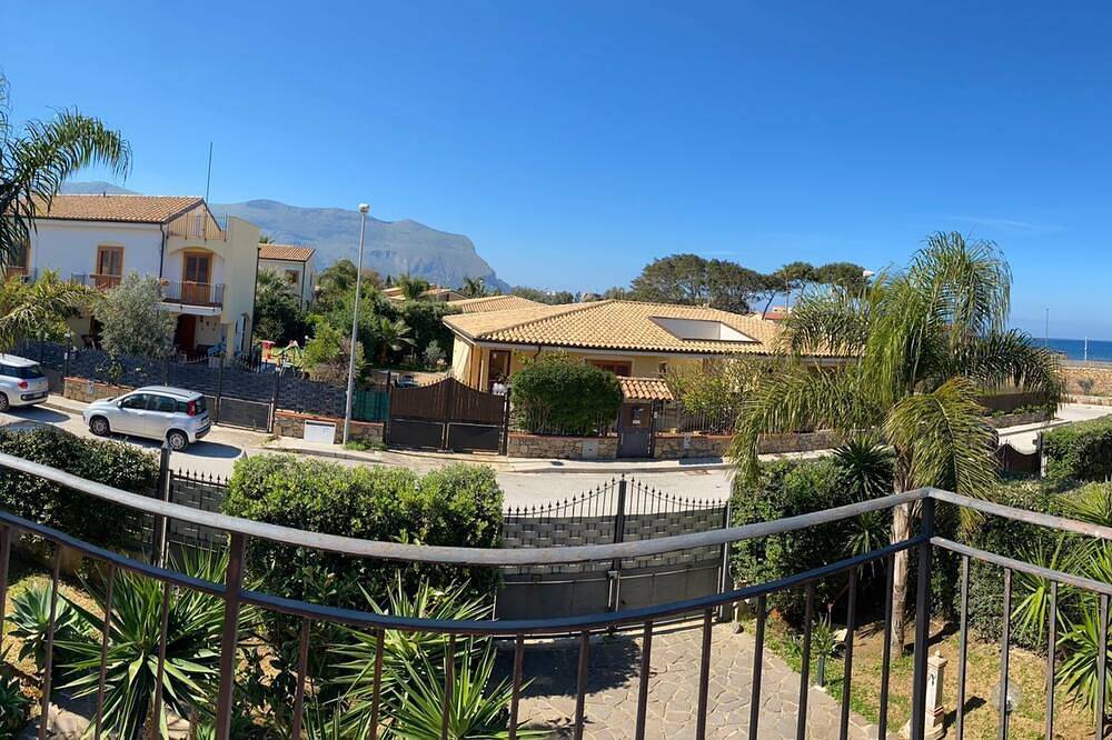 Villa per 6 Persone in Carini, Provincia di Palermo