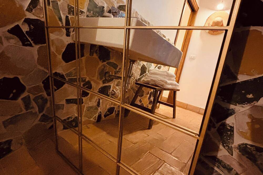 The small house between tradition and modernity in Mattinata, Gargano