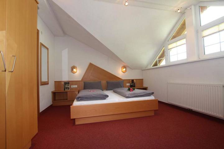 Ferienwohnung für 4 Personen, mit Ausblick und Balkon in Kaunertal - 2