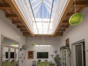 Vacation Rental for 6 Guests in Cadiz Old Town, Cádiz, Picture 1
