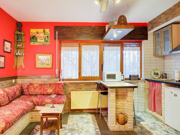 Chalet para 2 personas, con Jacuzzi y Jardín además de Piscina y Sauna en Sierra de Guadarrama - 3