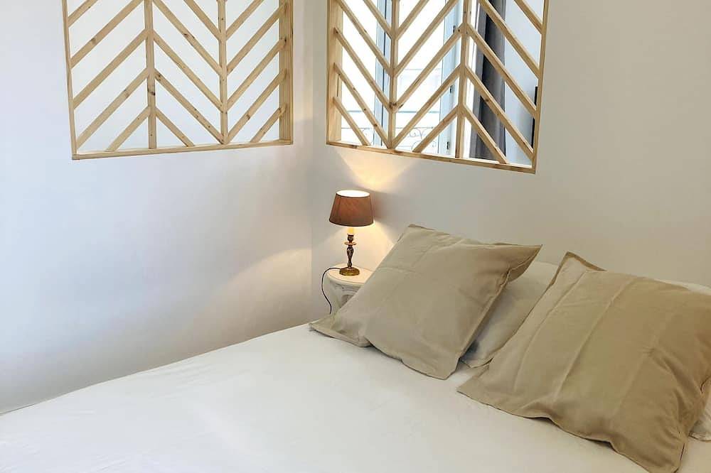 Entire apartment, La Belle Consigne - Appart T2 Dinan Center Gare in Dinan, Dinan region