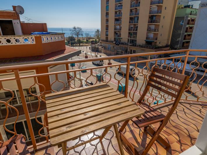 Ferienwohnung für 4 Personen, mit Balkon in Calella - 3