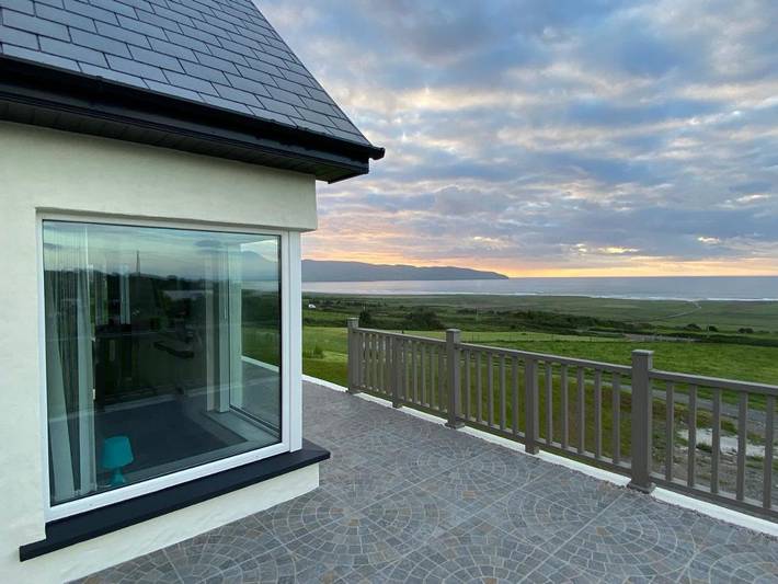 Ferienhaus für 6 Personen, mit Terrasse und Garten sowie Seeblick und Ausblick auf der Dingle Halbinsel - 3