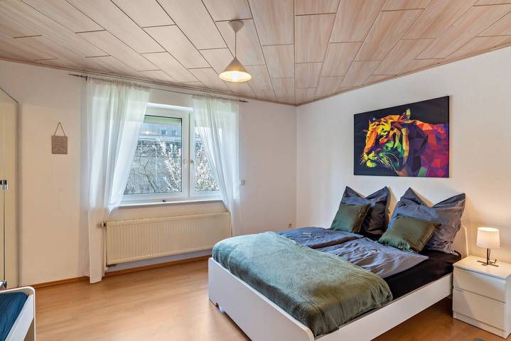Ganze Wohnung, Ferienwohnung "Am Hirnach 2" mit Gemeinschaftsgarten und Wlan in Sindelfingen, Landkreis Böblingen