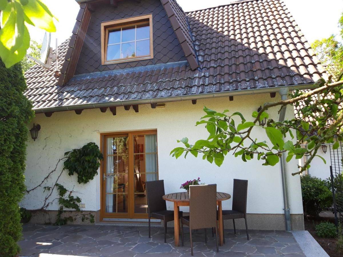 One-Bedroom House in Schönfeld (bei Demmin), Kummerower See
