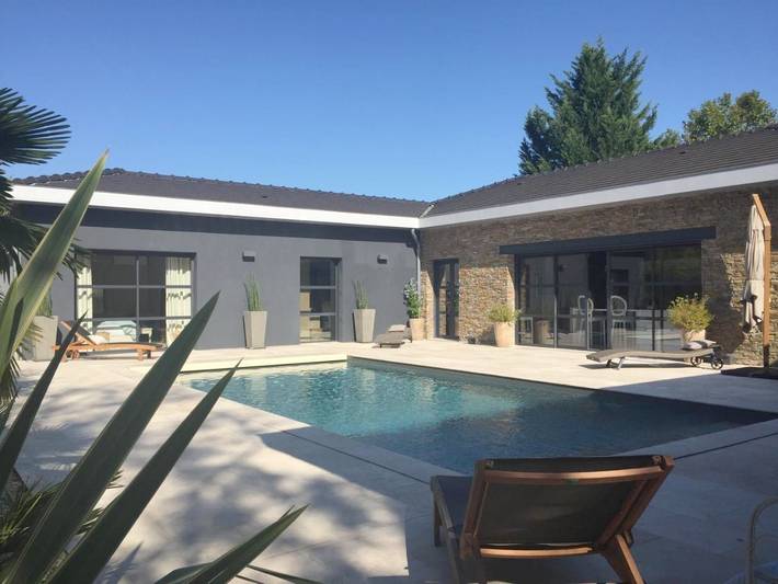 Chambre d’hôte pour 2 personnes, avec Terrasse ainsi que Jardin et Piscine à Bordeaux