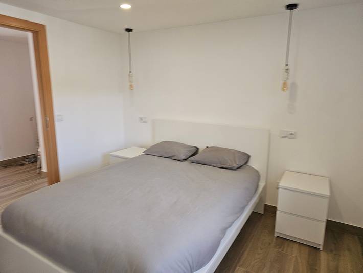 Holiday Home with Beautiful Views near Gerês Park, Private Terrace, Wi-Fi & Air Conditioning in Lindoso, Gerês