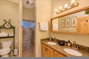 Vacation Home for 14 Guests in Arizona, USA, Picture 4