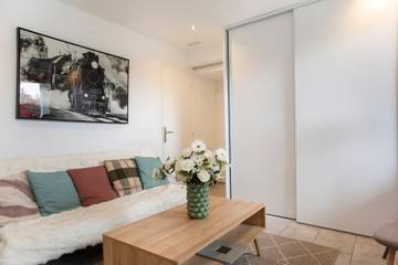 Gîte pour 3 personnes, avec terrasse à Riorges