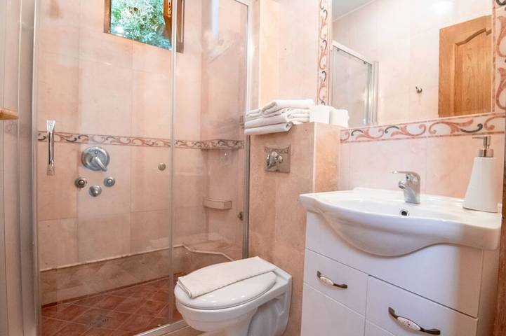 Levantin Inn 1-2 Zimmer N5 in Sveti Stefan, Opština Budva