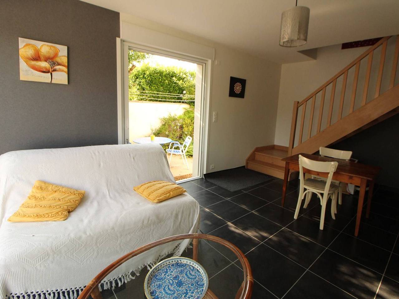 Apartamento entero, Apartamento renovado cerca de la playa con terraza y parking privado in Royan, Côte de Beauté