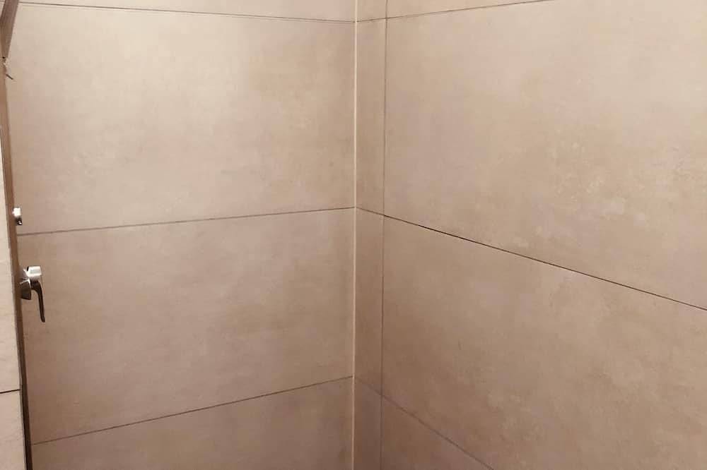 Ganze Wohnung, 3 Zimmerwohnung (Neubau) für 6 Personen in Neuwied, Osteifel