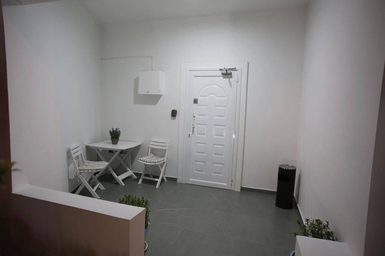 Apollo Rooms by Albert's Apartment in Larnaka, Larnaca Bezirk