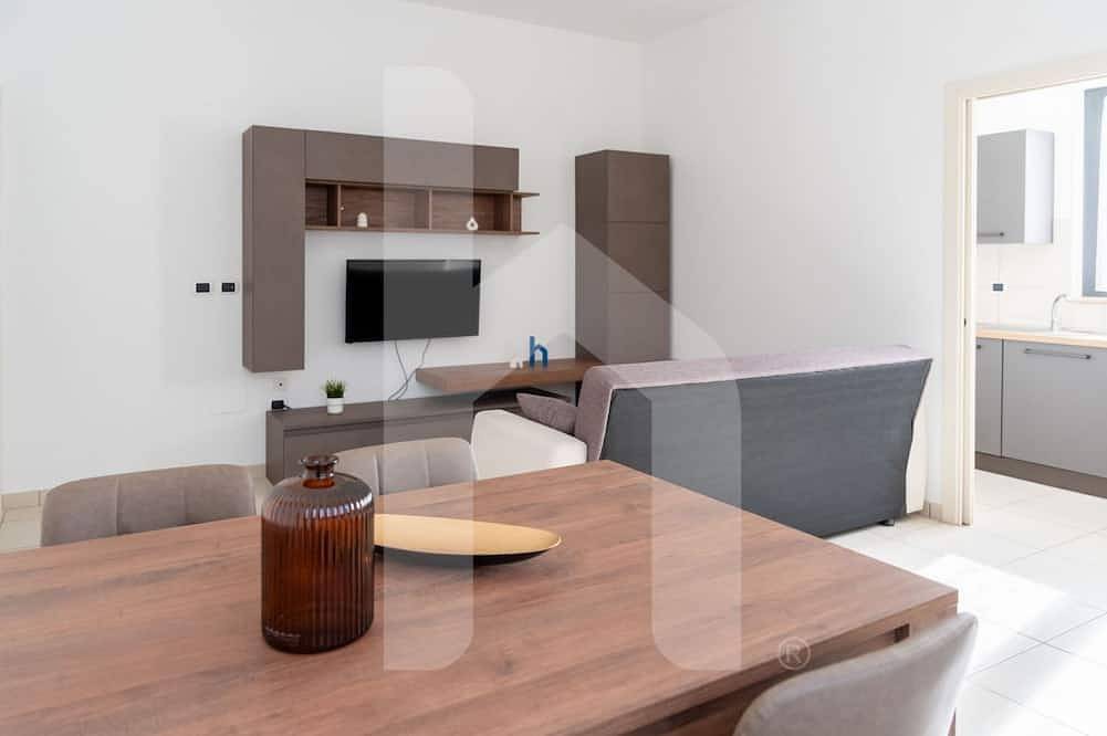 Entire apartment, Homiday - Maximum's Landing in Roseto degli Abruzzi, Adriatic Coast Abruzzo