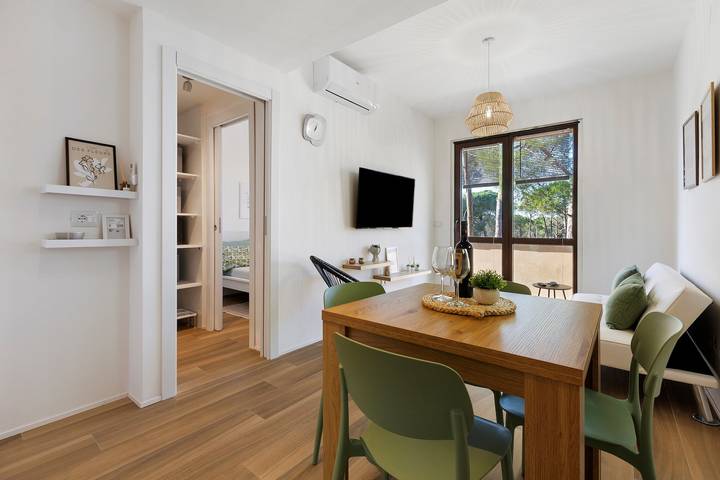 Entire apartment, Apartment 'Salsedine's House' with Private Garden, Wi-Fi and Air Conditioning in Arboriamar, Sorso