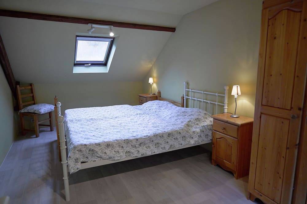 Ruime gezinswoning, Sosoye in Anhée, Regio Namur