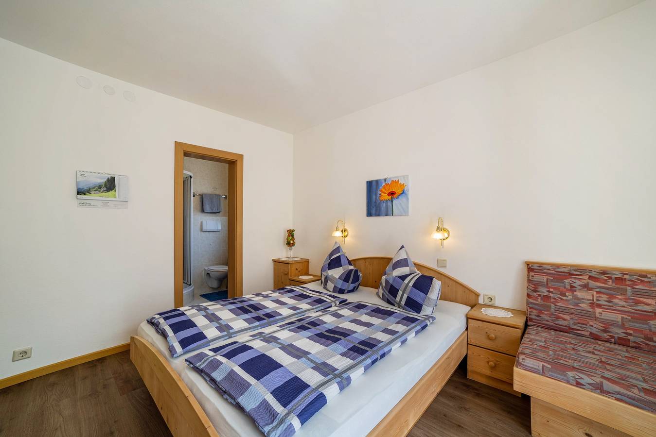 Entire studio, Studio Apartment 'Apartment Typ C Haus Pöder' with Mountain View in Naturns, Ortler Alps