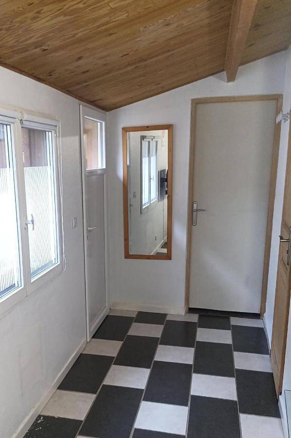 Gîte pour 2 personnes, avec terrasse et jardin à Livry-Gargan - 2