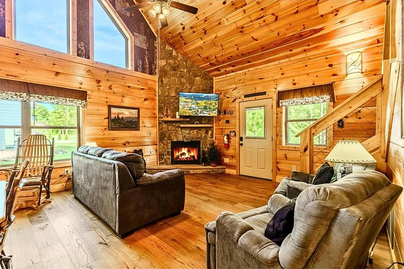 Appartement entier, Gatlinburg-2Brs-Hot Tub-Arcade Games-Fireplace in Gatlinburg, Comté de Sevier