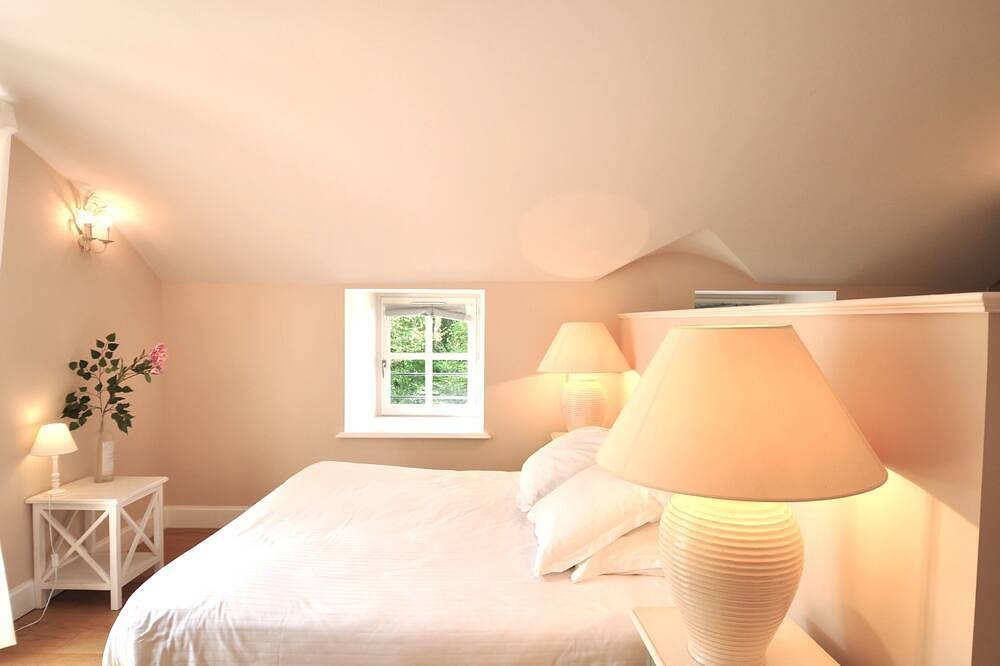 The Fruitier, 6p., at the beautiful « Domaine de Vincenti » in Divajeu, Die region