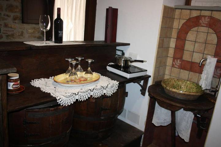 Location de vacances pour 4 personnes, avec balcon à Montalbano Elicona - 2