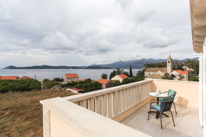 Rustico per 3 persone, con vista oceano e balcone a Grad Dubrovnik