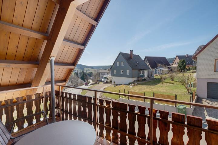 Appartamento intero, Appartamento '30qm' con giardino condiviso, balcone e Wi-Fi in Schonwald im Schwarzwald, Sudschwarzwald