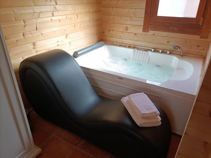 Casa rural para 4 personas, con Jacuzzi y Terraza además de Jardín y Piscina en Provincia de Toledo - 2