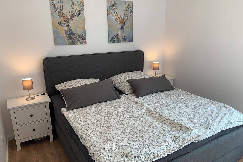 Ganze Wohnung, 4-Sterne Ferienwohnung Dr. Eisenbart, stadtnah mit eigener Terrasse und Garten in Hann. Münden, Werratal