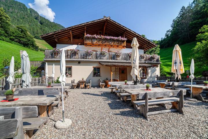 Agriturismo per 5 persone, con Balcone in Alto Adige