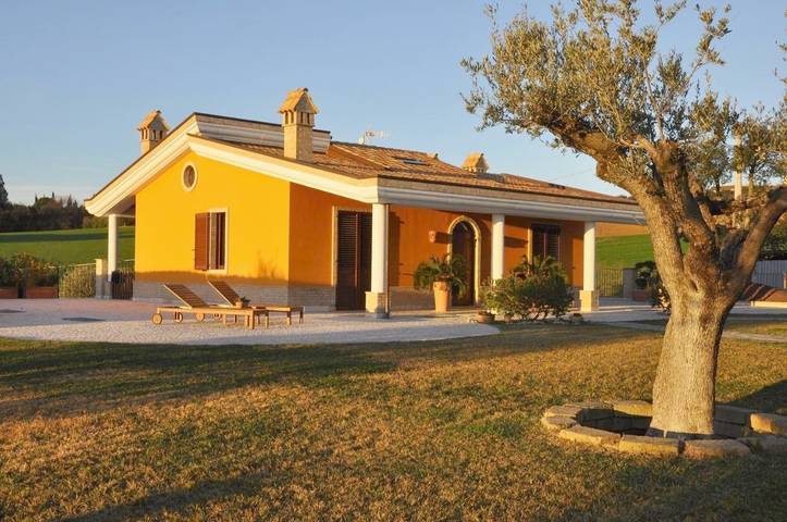 Chambre d’hôte pour 2 personnes, avec vue ainsi que terrasse et jardin à Sant'Elpidio a Mare - 3