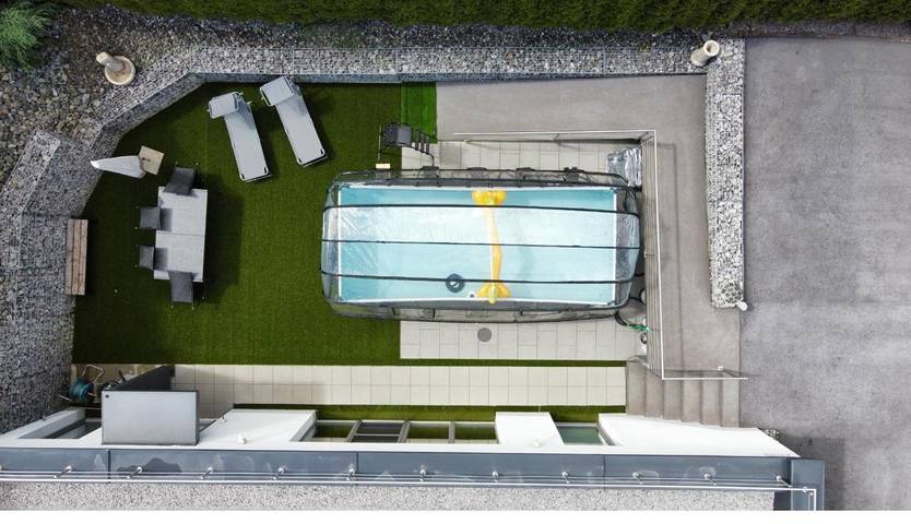 Ferienwohnung für 8 Personen, mit Garten und Pool sowie Sauna in Imst
