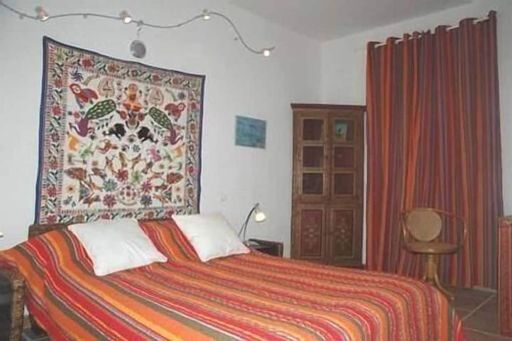 Gîte pour 4 personnes, avec jardin dans Plage de la Roya - 2